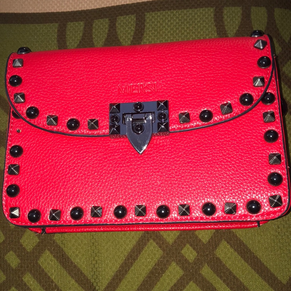 like new mersi purse